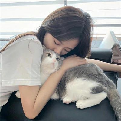 第二个月亮
