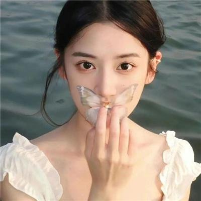 小心身后